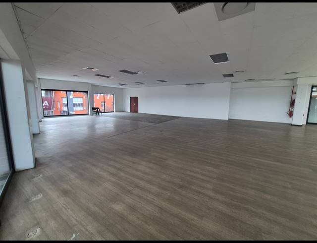 1,297M² RETAIL TO LET IN RIVONIA